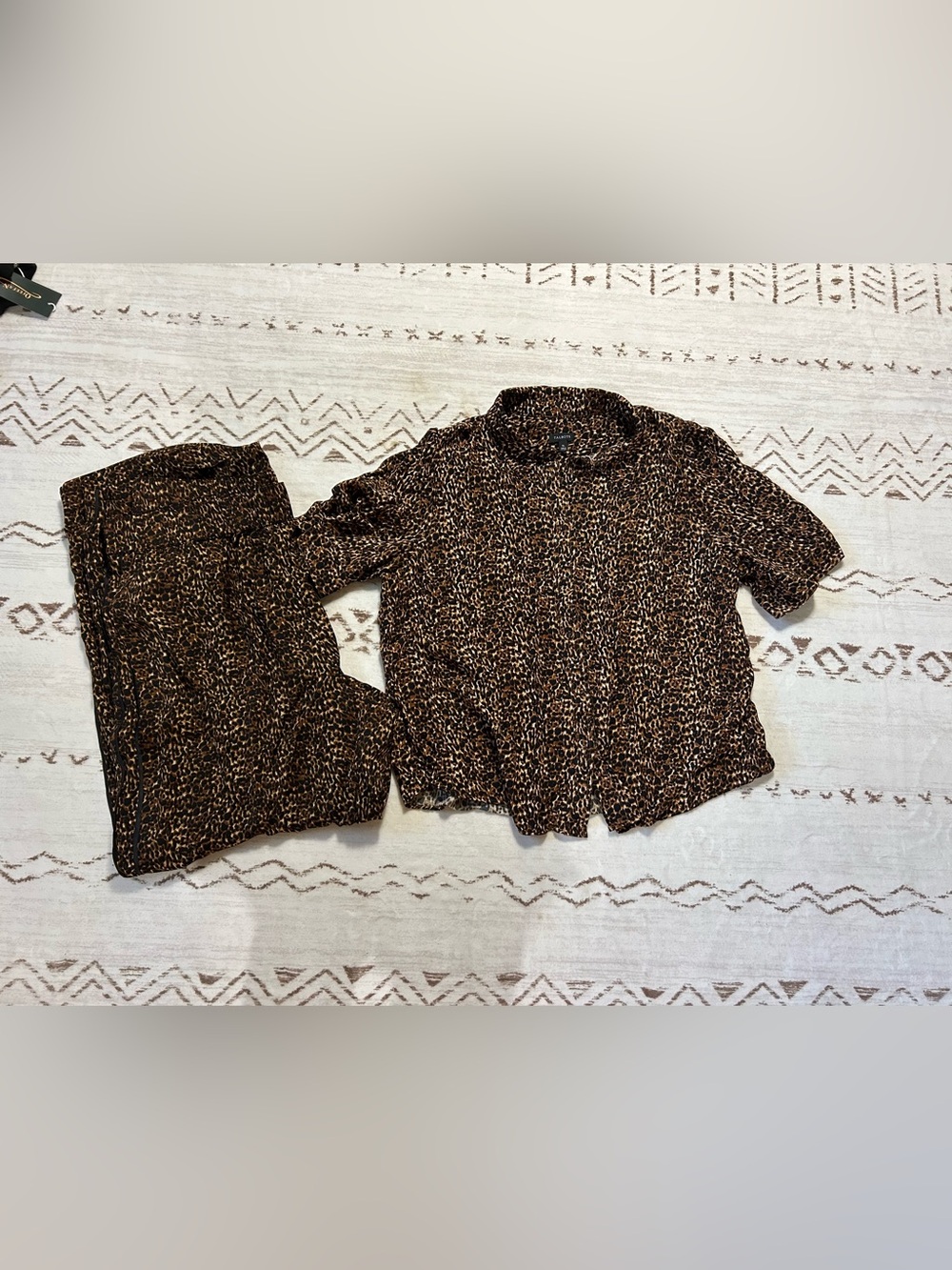 Talbots Leopard Print Wide Leg Luxury Set Button Up Top XL - Picture 5 of 9